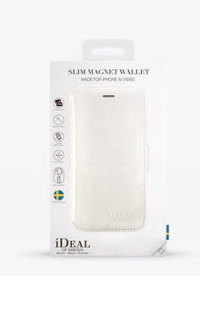 iDeal Of Sweden iPhone 7 Slim Magnet Wallet, White